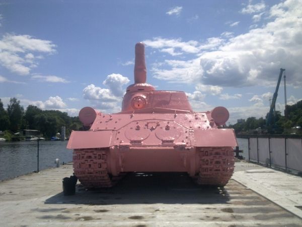 Návrat růžového tanku 5