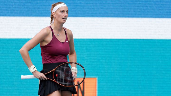 Kvitová proti Džábirové nenastoupila. Kvůli zranění nohy skrečovala; Zdroj foto: Reuters
