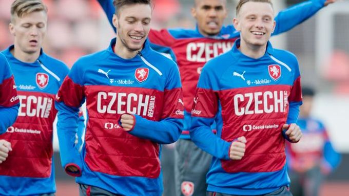 Čeští fotbalisté si na kvalifikační skupinu se silným Německem věří.