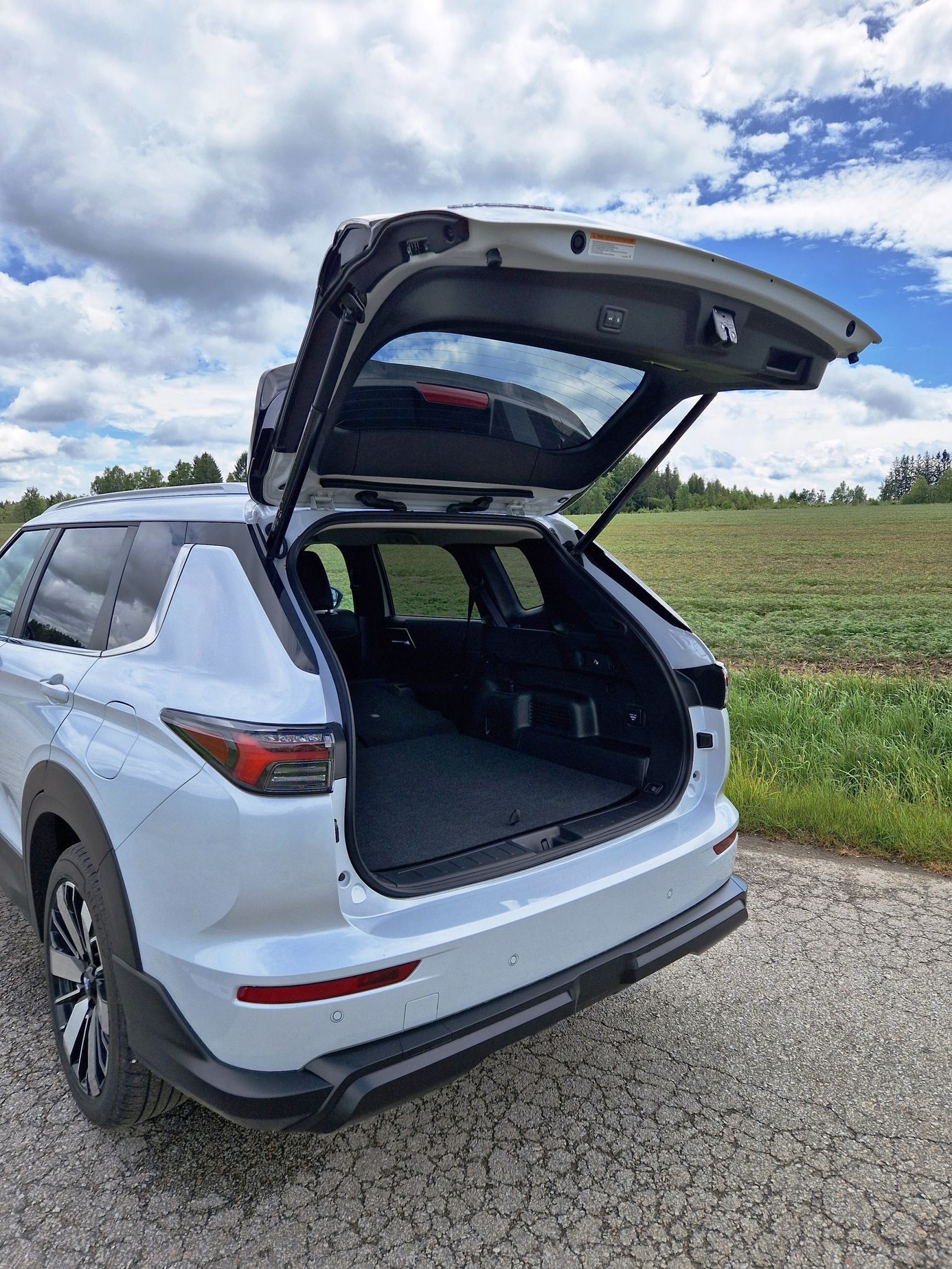 Mitsubishi Outlander PHEV test