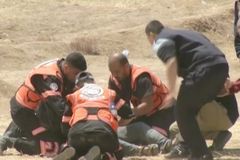 Izraelští vojáci zastřelili sedmnáctiletého Palestince, který protestoval v Gaze