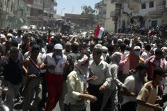Krvavá demonstrace v Jemenu. Vojáci zastřelili 15 lidí