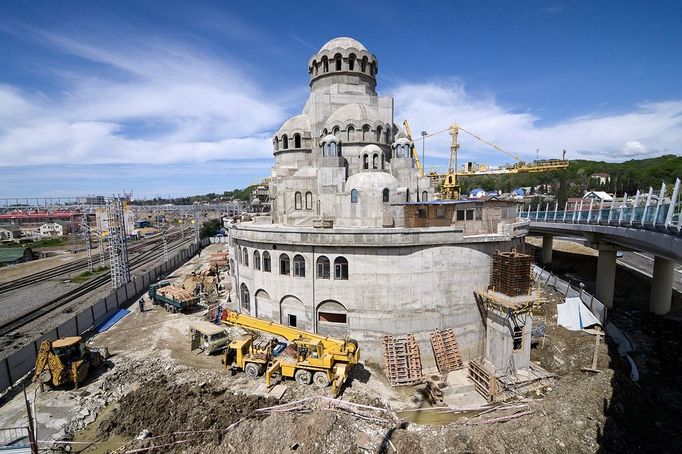 Transport infrastructure construction in Sochi SOCHI, RUSSIA. APRIL 15, 2013. The construction site of a Russian Orthodox church of the Acheiropoietos Image of Christ the Saviour, at Sochi's Olympic Park.