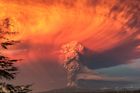 Vulkán ožil po půl století, z domovů vyhnal tisíce lidí