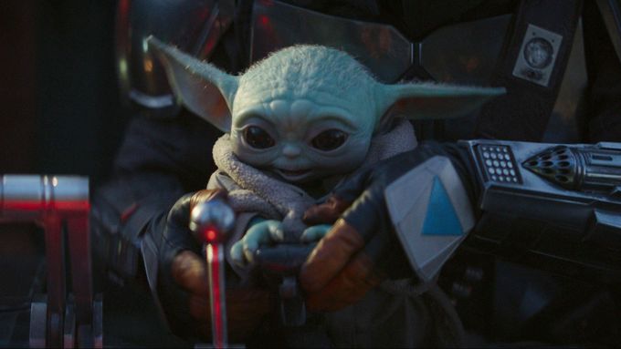 Baby Yoda účinkuje v seriálu The Mandalorian.