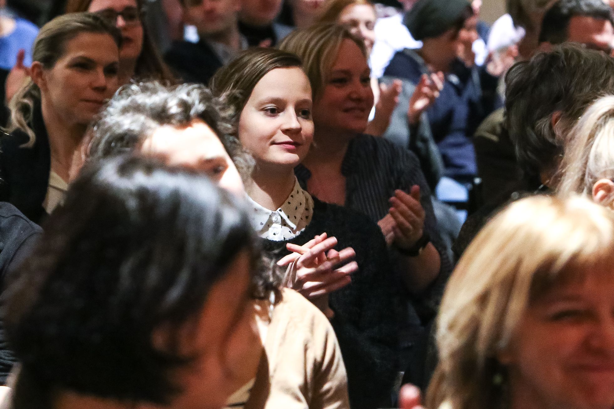 Peter Hoeg čte v Praze ze své knihy