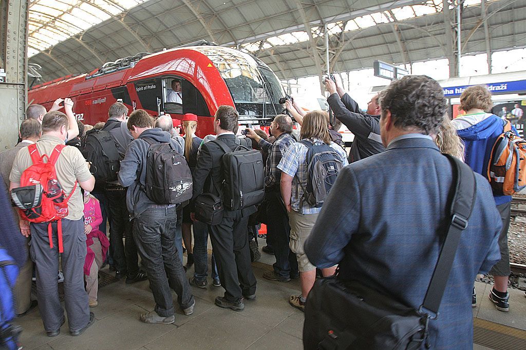 Railjet v Praze