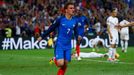 Euro 2016, Francie-Albánie: Antoine Griezmann slaví gól na 1:0