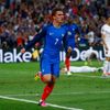 Euro 2016, Francie-Albánie: Antoine Griezmann slaví gól na 1:0