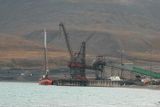 Nákladní přístav v Longyearbyenu, zde se nakládalo vytěžené uhlí.
