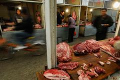 Máme se bát masa z dovozu? Veterináři se zaměřili na EU