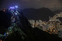 Nevzdávejte boj za demokracii. Hongkongští protestující zahájili další demonstrace