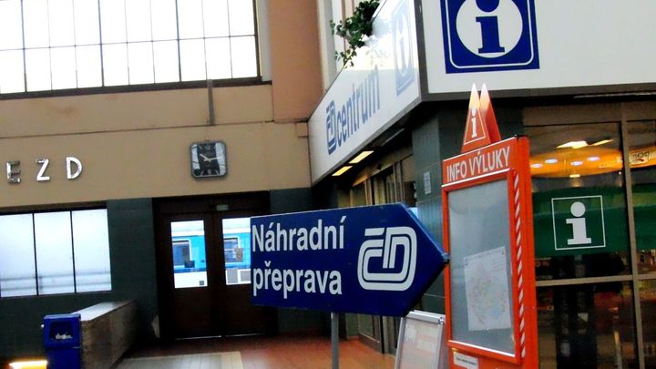 Obrňte se trpělivostí, v Jaroměři opravují nádraží. Začíná rozsáhlá výluka