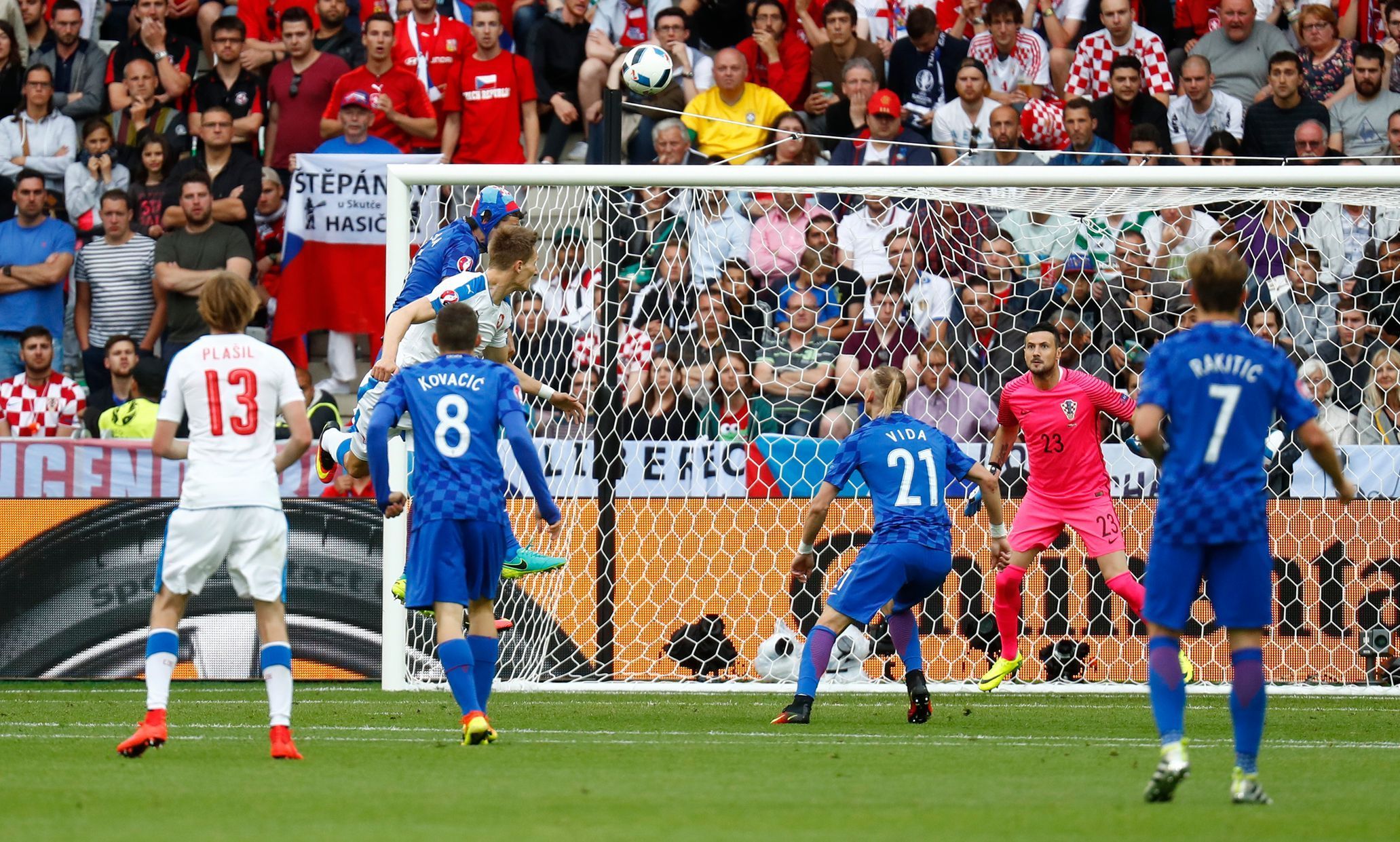 Euro 2016,Česko-Chorvatsko: Milan Škoda dává gól na 1:2