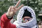 Desítky lidí v Praze demonstrovaly za práva Palestinců a proti přesunu americké ambasády