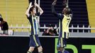 Fotbal Evropská liga, Fenerbahce - Plzeň: Salih Ucan a Moussa Sow