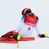 Mikaela Shiffrinová padá v kombinačním slalomu na ZOH 2022 v Pekingu