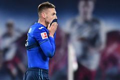Problémy Kadeřábkova Hoffenheimu pokračují, Neapol vyhrála 20. ligový zápas v sezoně