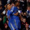 Bertrand a Sturridge v utkání ligového poháru Chelsea vs. Manchester United