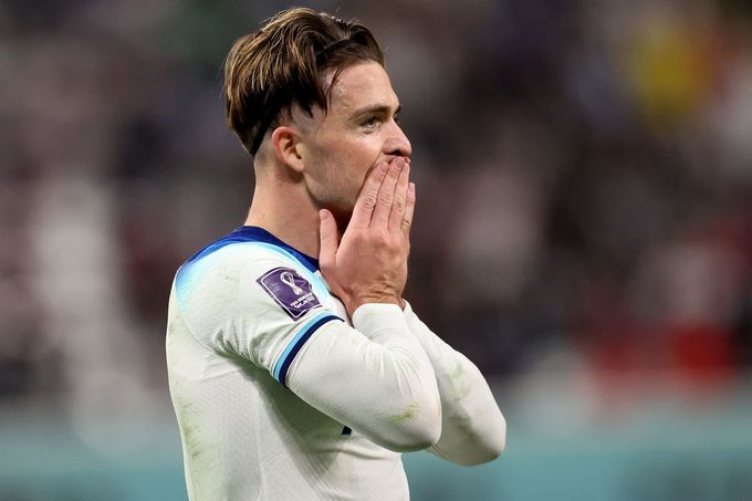 Jack Grealish slaví gól v zápase MS 2022 Anglie - Írán