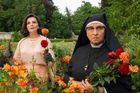 Letní komedie s Juliette Binocheovou: Přerod megery v emancipovanou sympaťačku