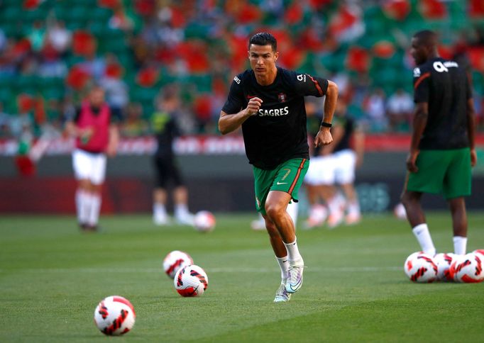 Cristiano Ronaldo před zápasem Ligy národů Portugalsko - Česko