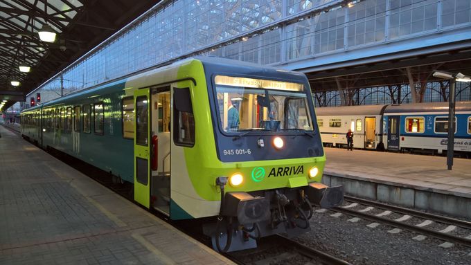 Vlaky skupiny Arriva nabídnou spojení na trase Praha - Uherské Hradiště - Trenčín.