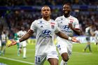 2. kolo francouzské ligy 2019/20, Lyon - Angers: Memphis Depay slaví třetí gól domácích.