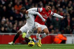 Arsenal si neodpočine, duel se Swansea si musí zopakovat