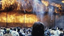 Hořící tribuna a 56 ztracených životů. Zápas, který se nikdy neměl dohrát