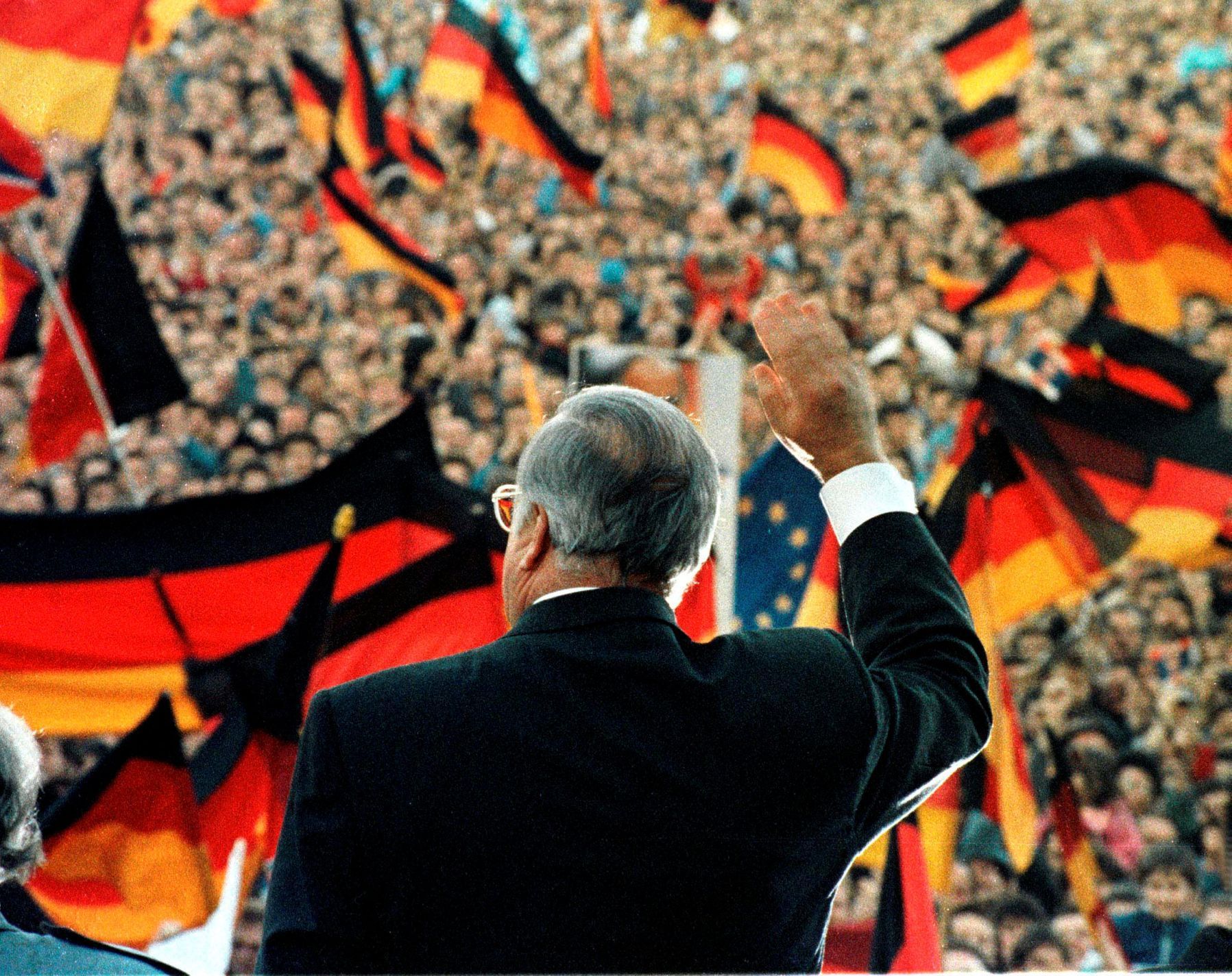 Helmut Kohl v roce 1990.