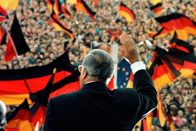 Helmut Kohl v roce 1990.