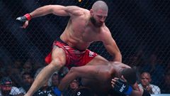 Jiří Procházka vs. Jamahal Hill, UFC