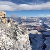 Zasněžený Grand Canyon, USA, sníh.