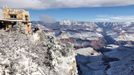 Zasněžený Grand Canyon, USA, sníh.