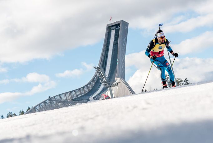 Stíhací závod biatlonistů v Holmenkollenu 2017 (Martin Fourcade)