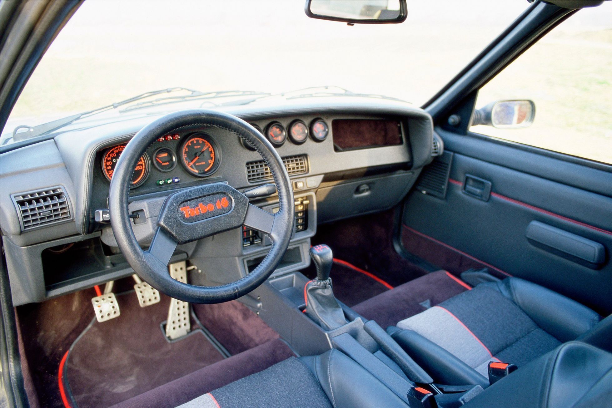 Peugeot 205