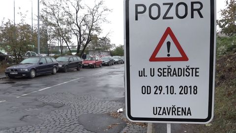 Nejhorší díru v Česku konečně opravují. Na rekonstrukci čekala 10 let