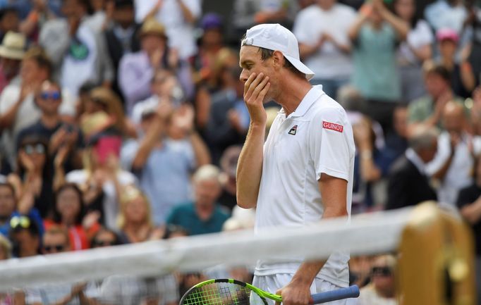 Sam Querrey slaví postup do semifinále Wimbledonu 2017