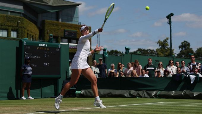 Barbora Krejčíková na Wimbledonu.