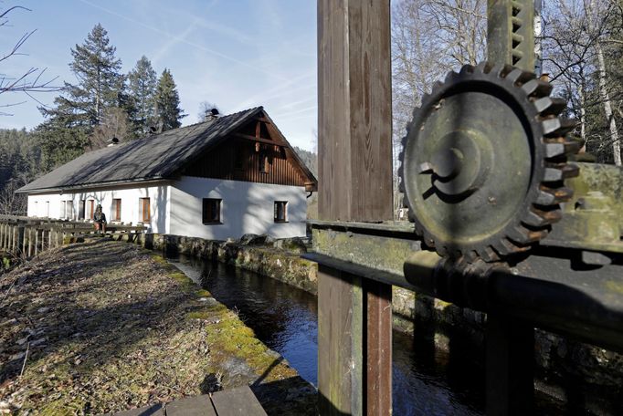 Předpřipraveno k editaci - komerční projekt spolupráce mezi ČEZ a Economia. 6/8 fotogalerií.