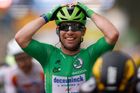 Mark Cavendish slaví vítězství v 10. etapě Tour de France 2021