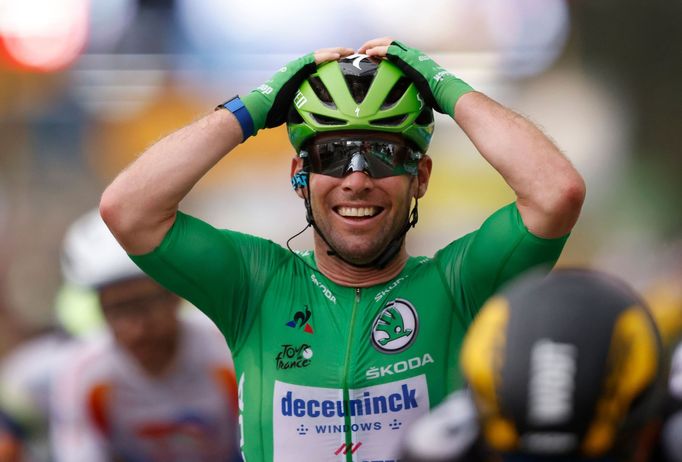 Mark Cavendish slaví vítězství v 10. etapě Tour de France