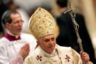 Američtí kněží znovu čelí obvinění ze zneužívání dětí