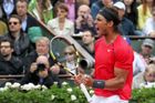 ŽIVĚ Finále French Open: Djokovič - Nadal 4:6, 3:6, 6:2, 5:7