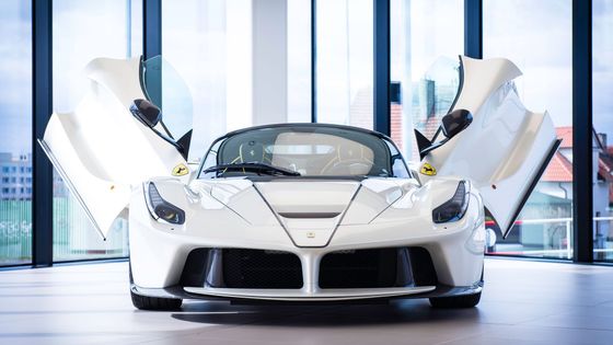 Foto: Vzácné LaFerrari Aperta je jediné v Česku. Majitel si ho musel zasloužit