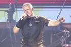 Chorvatsko zažilo největší koncert ve své historii. Vystoupení kontroverzního nacionalistického zpěváka Marka Perkoviče na okraji Záhřebu si v sobotu večer podle organizátorů přišlo poslechnout přes 500 000 lidí.