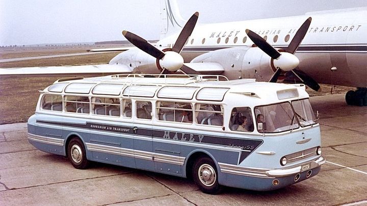 Maďaři vyrobili nádherný a pokrokový autobus. Ikarus 55 vznikl proti vůli komunistů