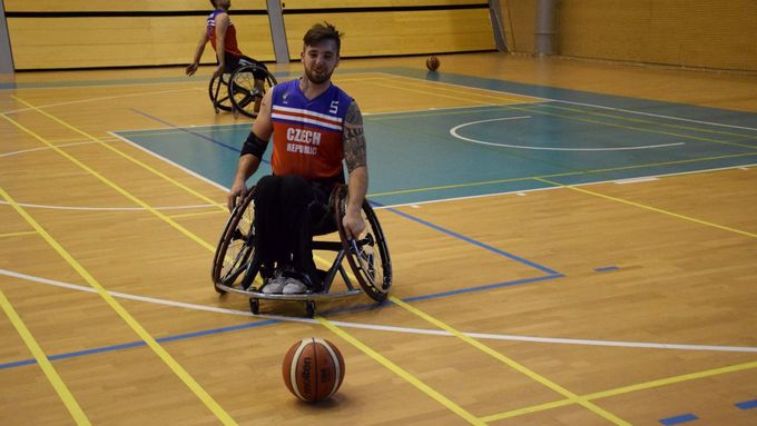 Český tým basketbalistů na vozíku se utká s dalšími šesti zeměmi.