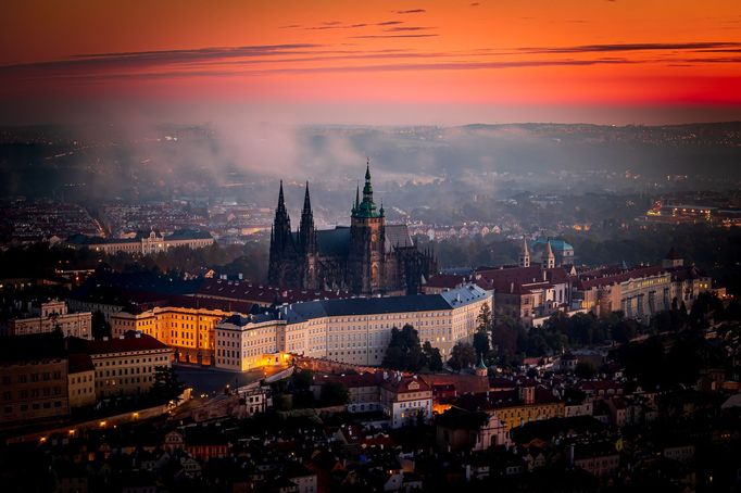 Krása podzimní Prahy na fotografiích Radoslava Vnenčáka